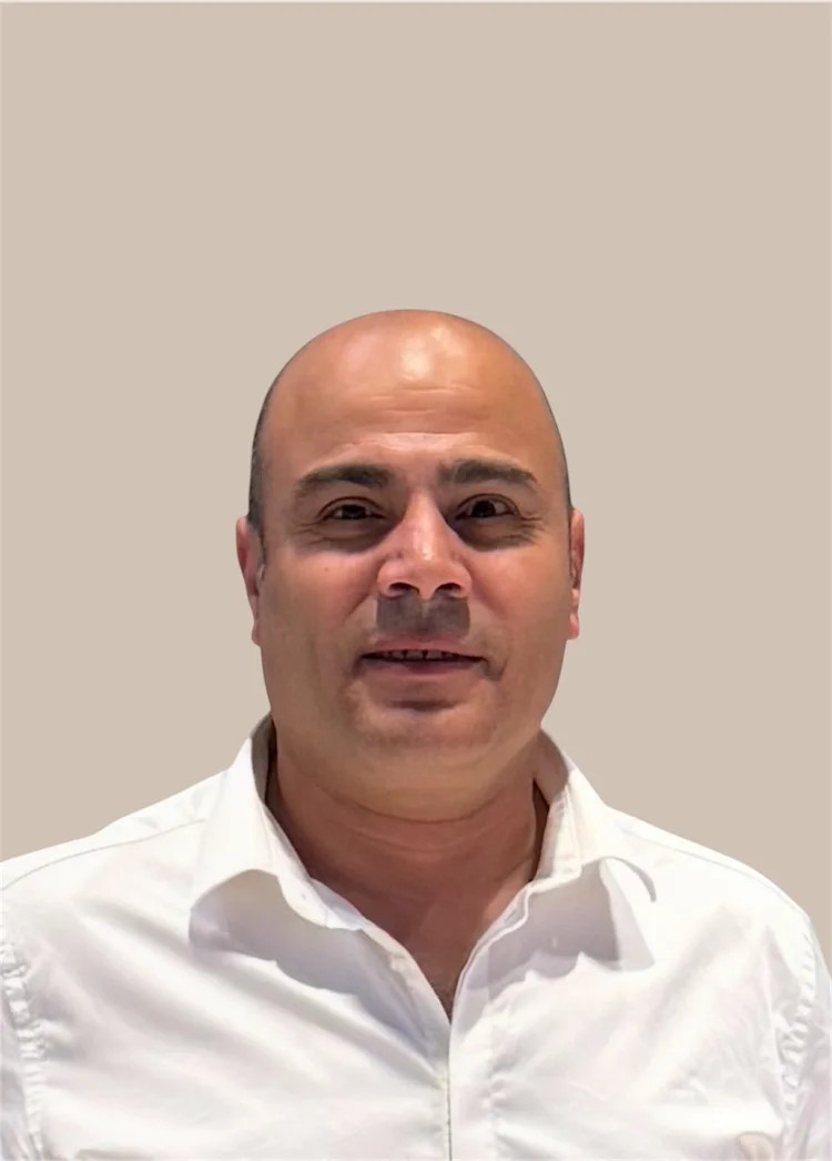 Abdelaal FOUDA, président de Peinture Parking